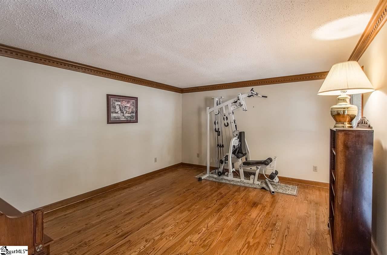 309 Shadow Ridge Circle Simpsonville, SC 29681 - Photo 12 of 32 Gallery Image 12