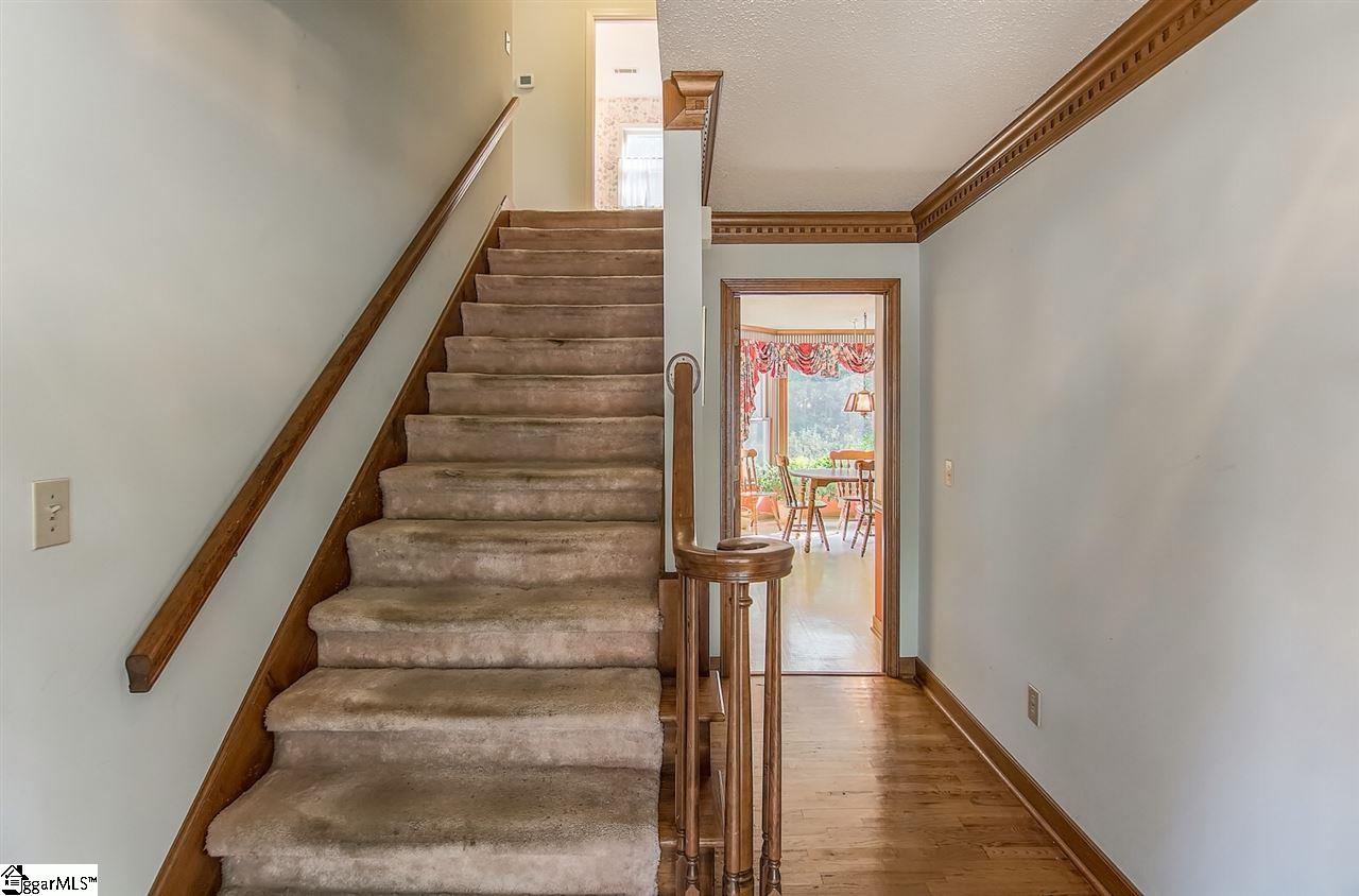309 Shadow Ridge Circle Simpsonville, SC 29681 - Photo 26 of 32 Gallery Image 26