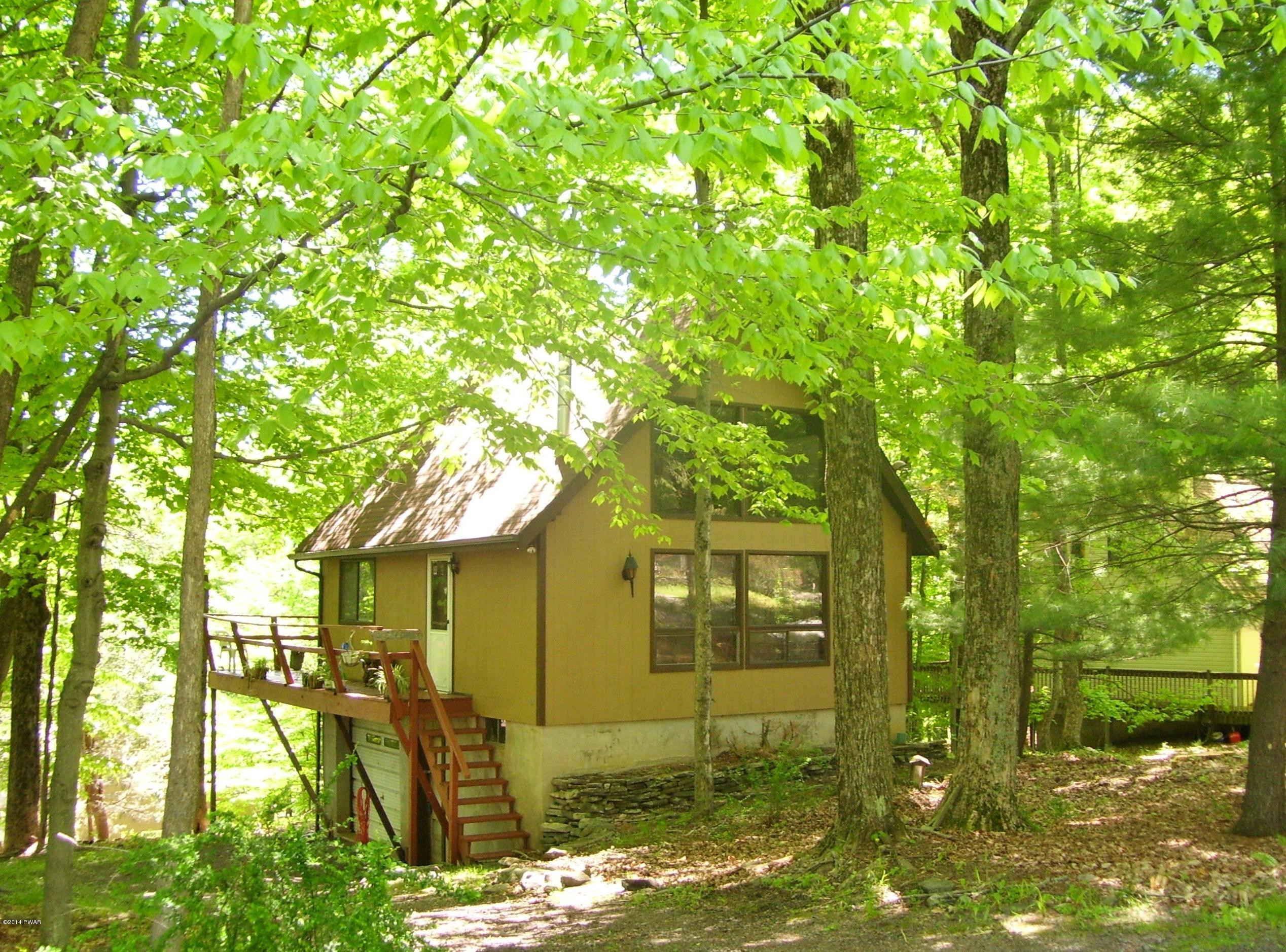 17 Commanche Circle Lake Ariel, PA 18436 - Photo 2 of 39