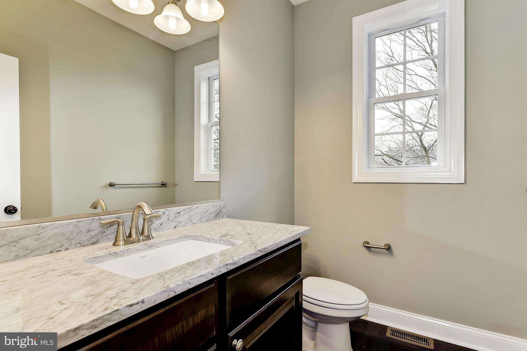 909 Klees Mill Road Westminster, MD 21157 - Photo 17 of 30 Powder Room