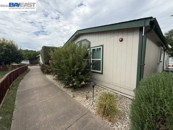 $330,000 | 23 Palm Drive, Union City, CA 94587