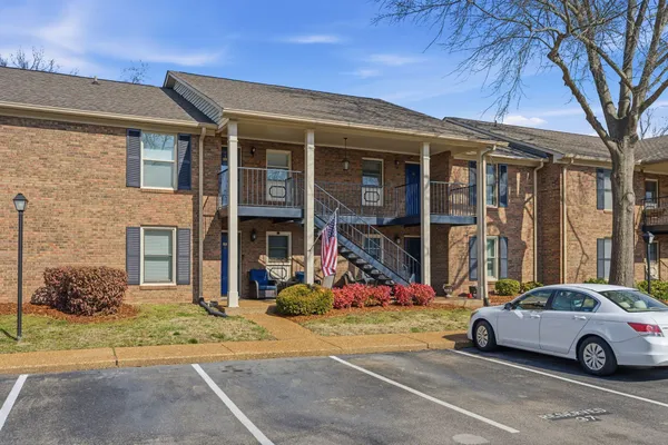$1,575 | 208 Westfield Drive, Nashville, TN 37221