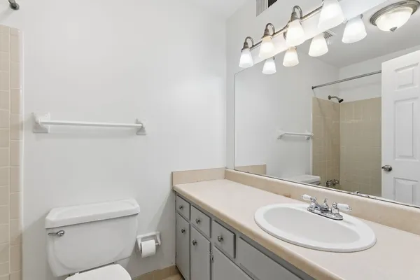 $1,575 | 208 Westfield Drive, Nashville, TN 37221