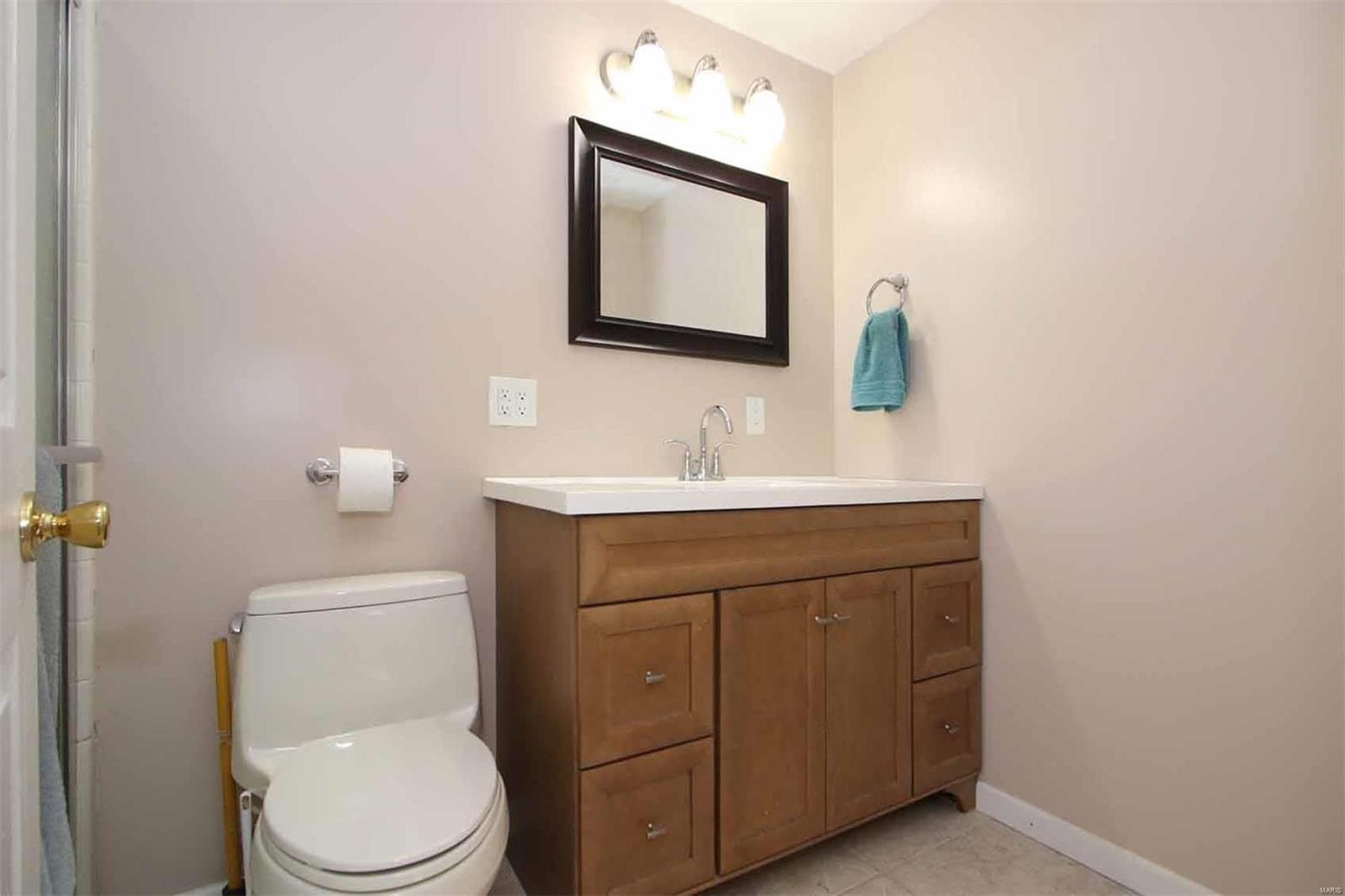 4720 Nameoki Road Granite City, IL 62040 - Photo 14 of 18 Gallery Image 14