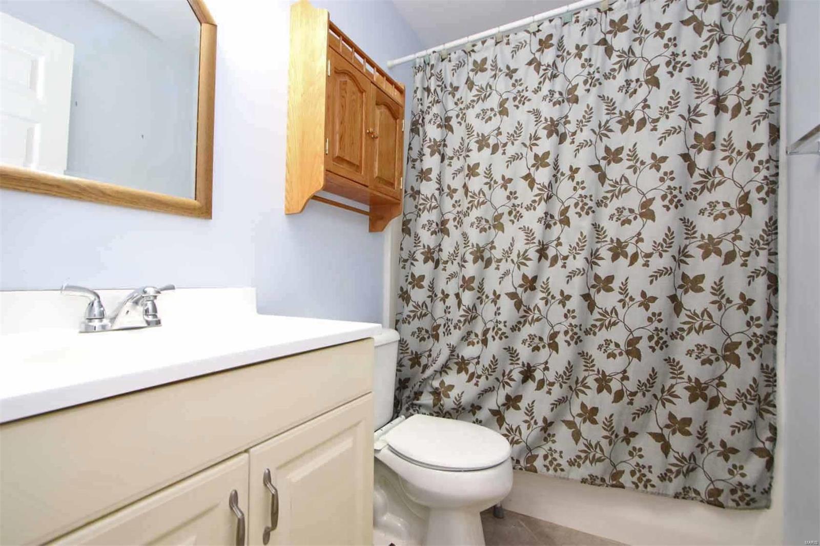 4720 Nameoki Road Granite City, IL 62040 - Photo 17 of 18 Gallery Image 17