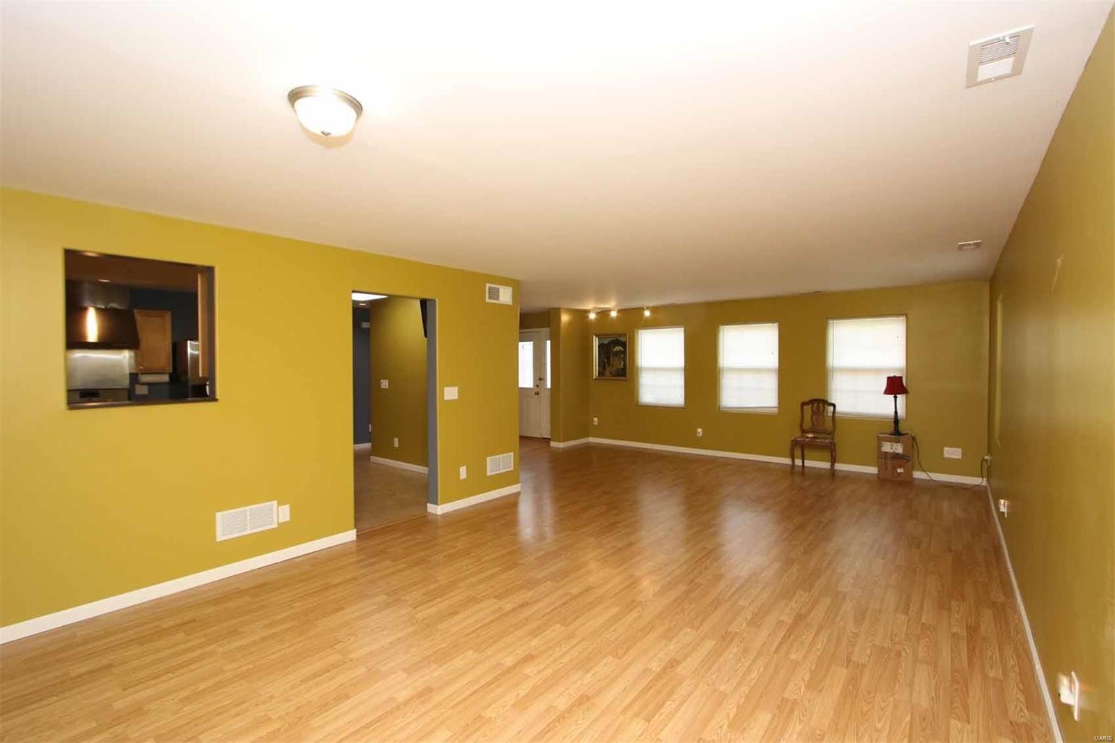 4720 Nameoki Road Granite City, IL 62040 - Photo 8 of 18 Gallery Image 8