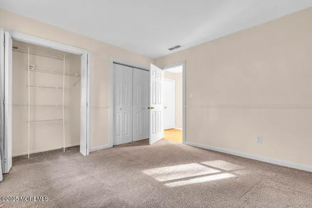 $2,850 | 438 Oak Knoll Drive, Unit 438, Manalapan, NJ 07726