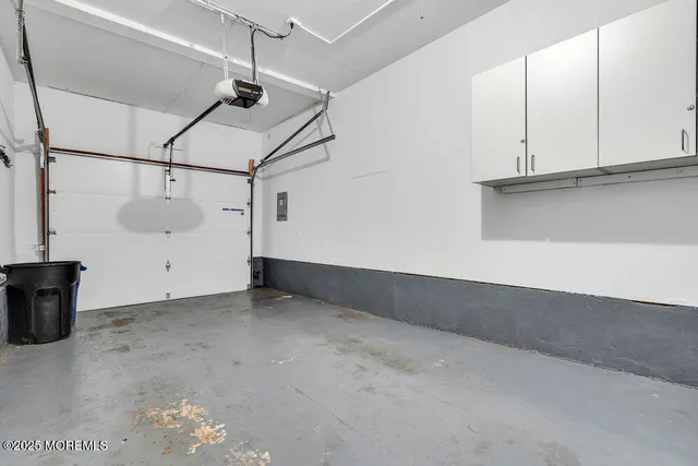 $2,850 | 438 Oak Knoll Drive, Unit 438, Manalapan, NJ 07726