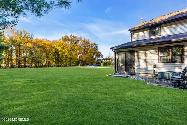 $2,850 | 438 Oak Knoll Drive, Unit 438, Manalapan, NJ 07726