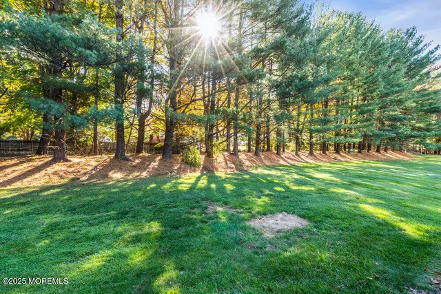 $2,850 | 438 Oak Knoll Drive, Unit 438, Manalapan, NJ 07726