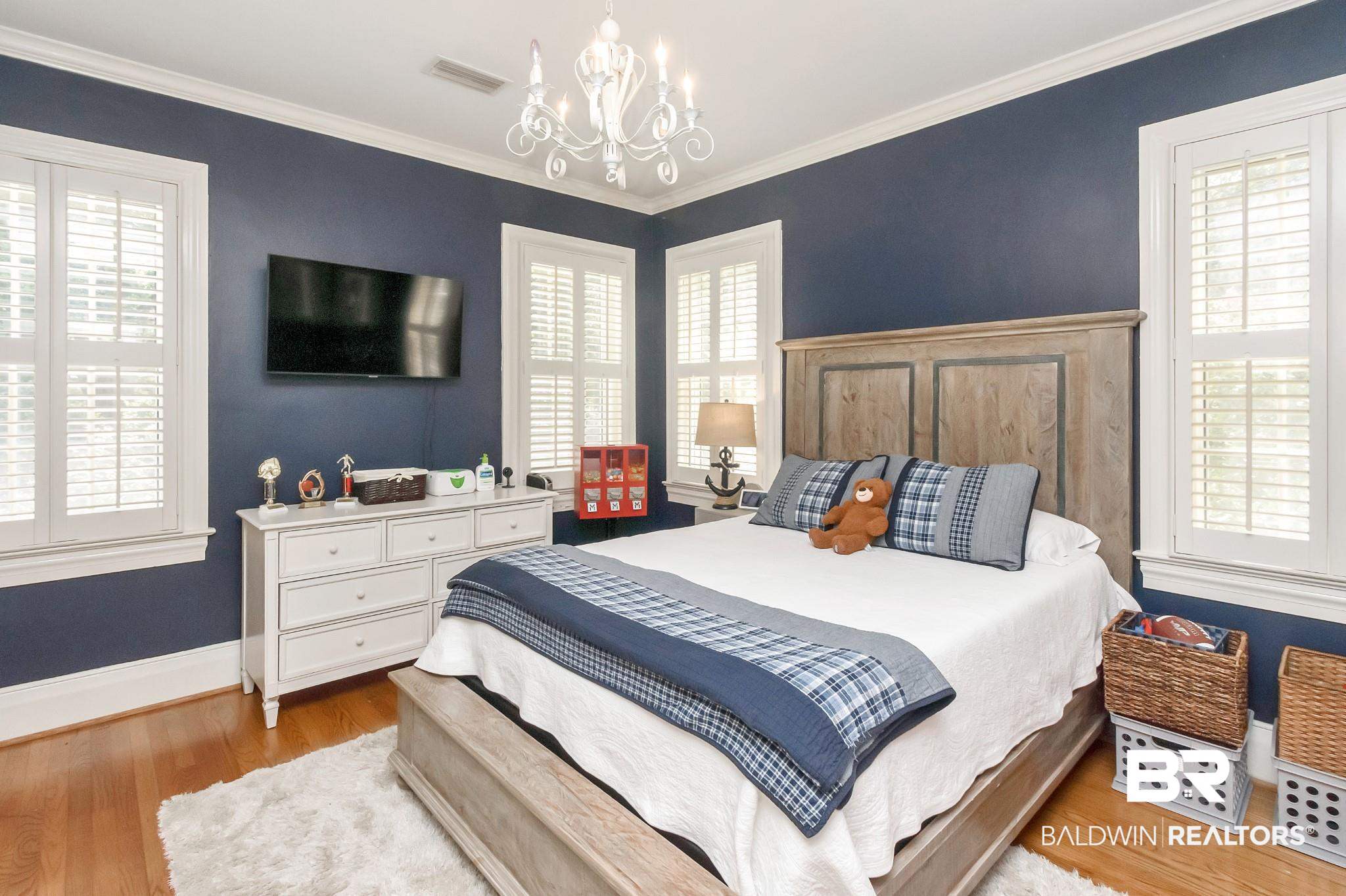 1915 Old Shell Road Mobile, AL 36607 - Photo 8 of 38