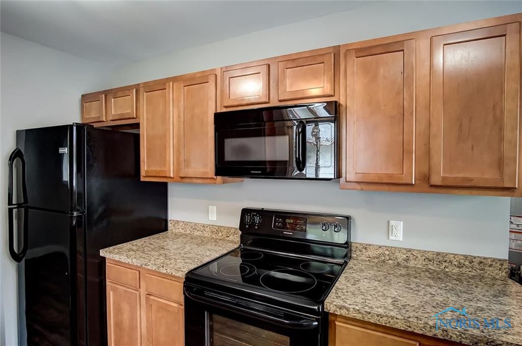 4639 Rambo Lane Toledo, OH 43623 - Photo 6 of 11 Gallery Image 6