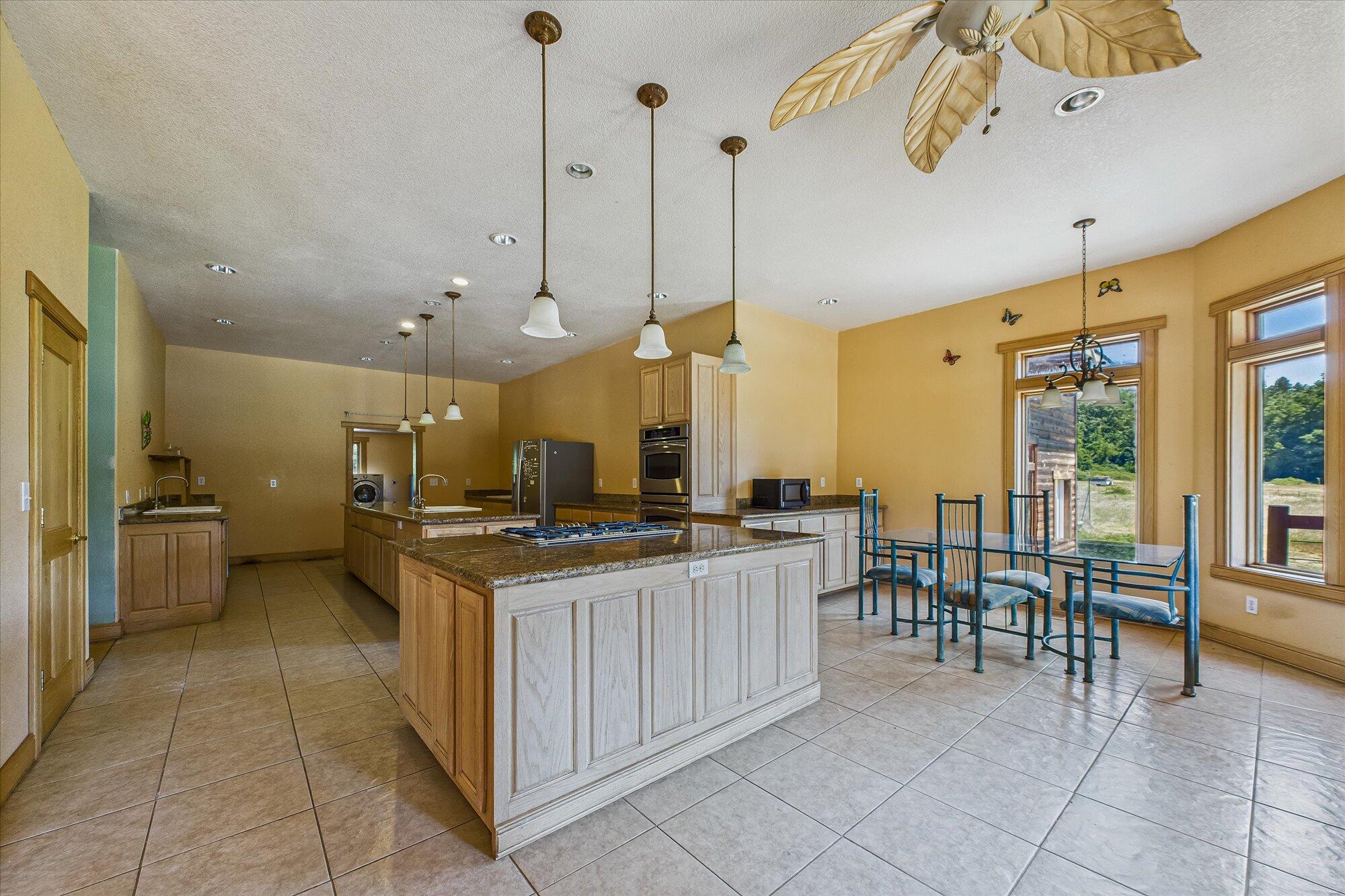 1560 Patterson Road Willow Creek, CA 95573 - Photo 30 of 75