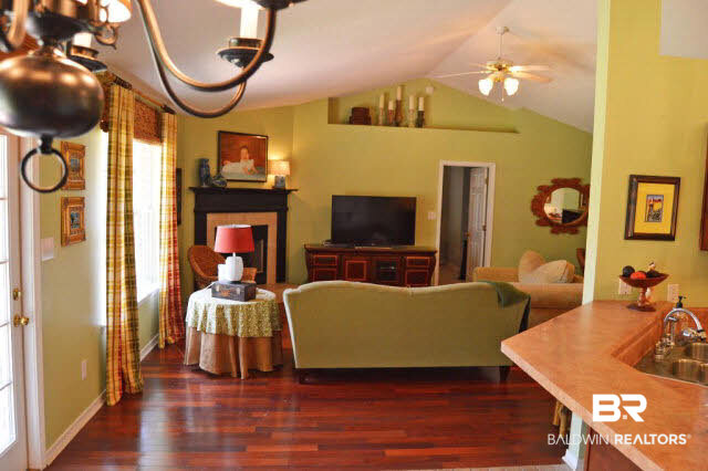110 Destrehan Road Fairhope, AL 36532 - Photo 7 of 24 Family Room
