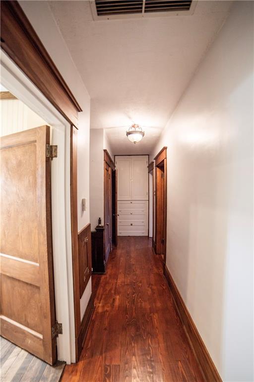 114 East Waldheim Road Pittsburgh, PA 15215 - Photo 17 of 25 Upper Hallway