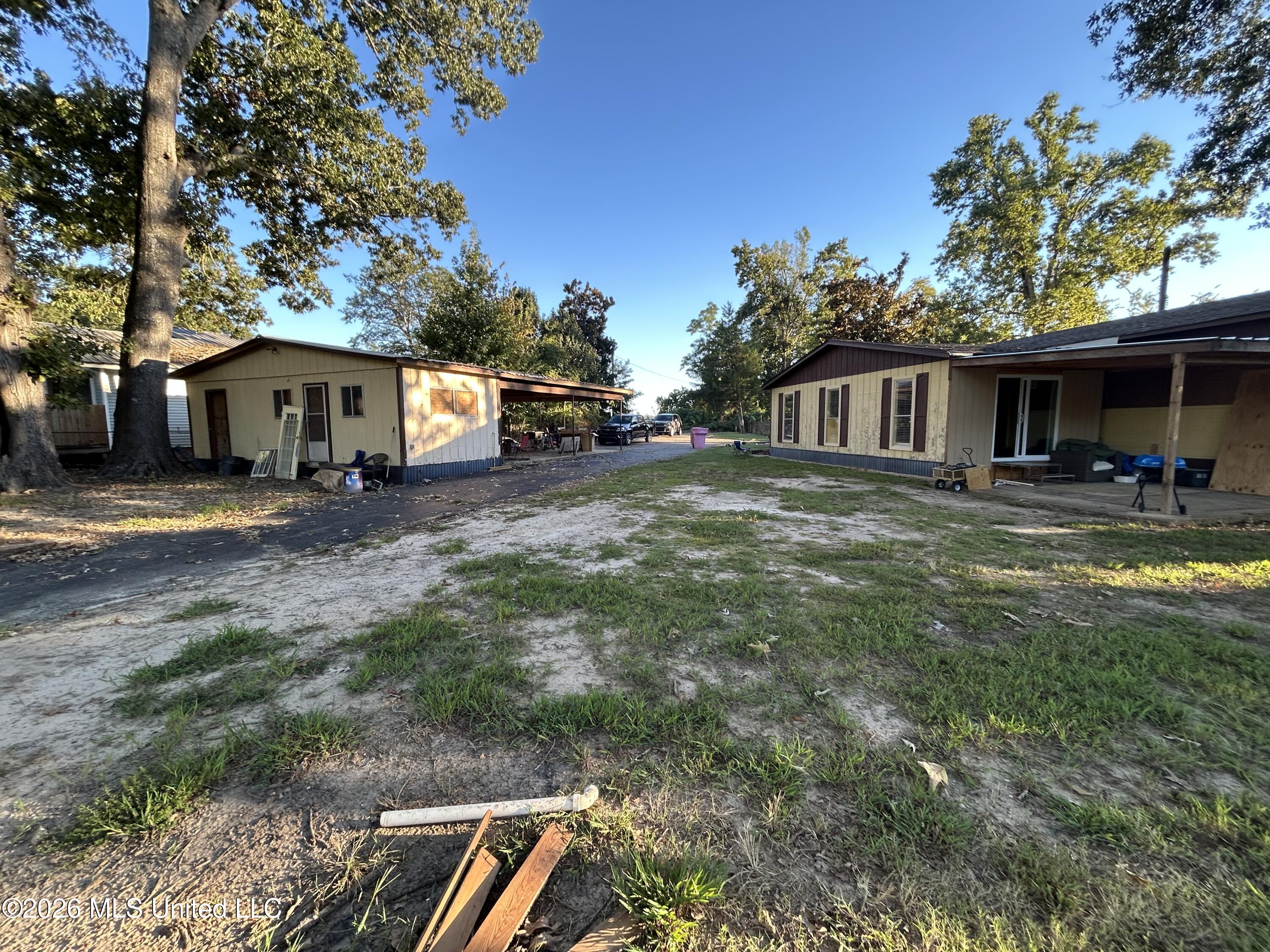 1184 Riverview Road Sardis, MS 38666 - Photo 1 of 19 IMG_2604