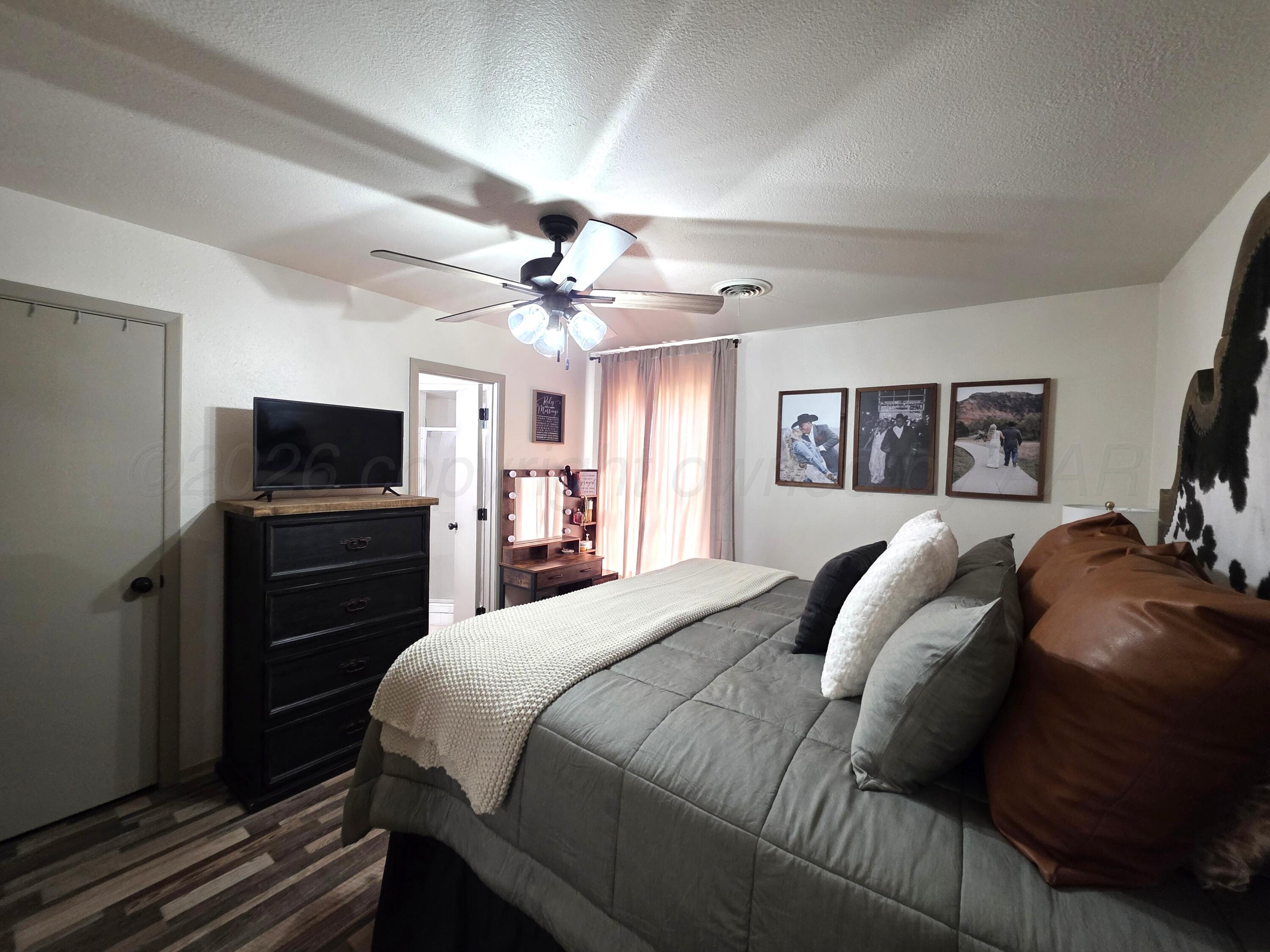 7921 Tumbleweed Road Lefors, TX 79054 - Photo 15 of 32 Primary Bedroom
