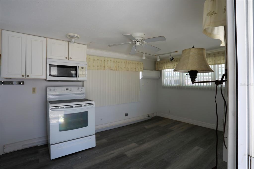 2295 North Beach Road, Unit 6 Englewood, FL 34223 - Photo 10 of 26