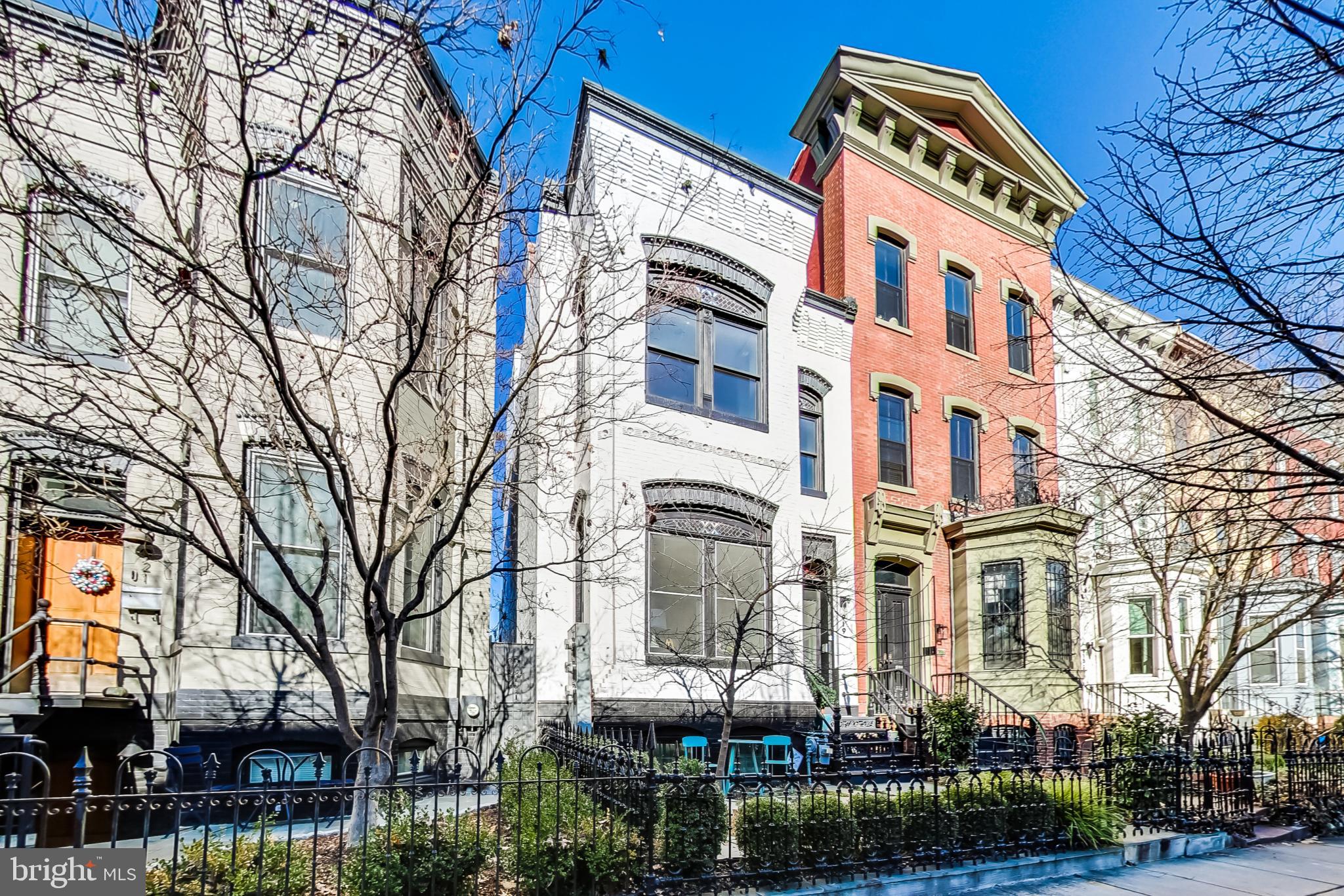 919 R Street Northwest, Unit 2 Washington, DC 20001 - Photo 2 of 44