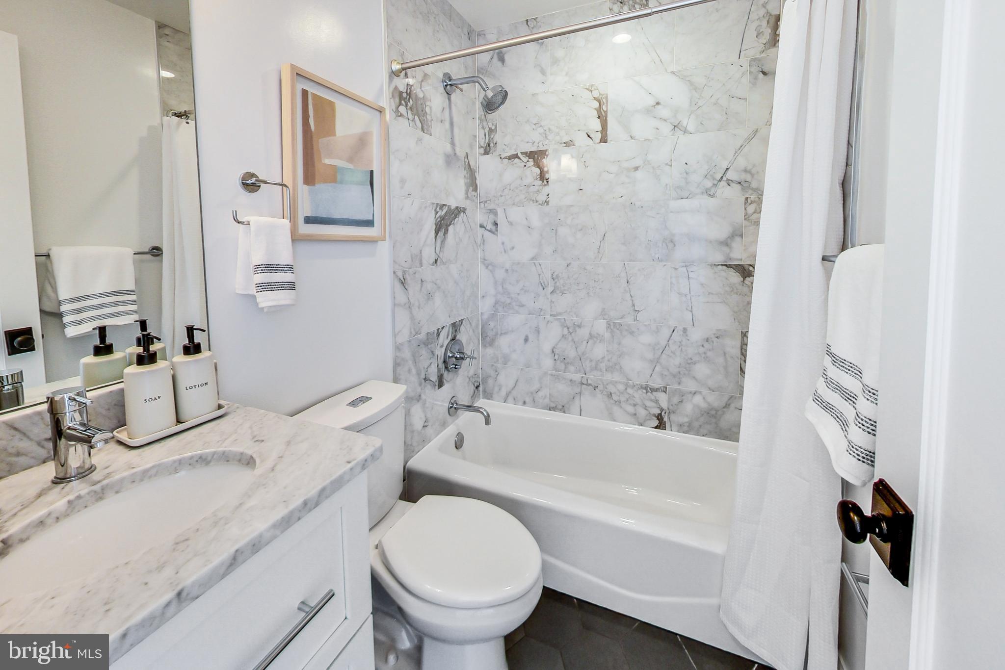 919 R Street Northwest, Unit 2 Washington, DC 20001 - Photo 21 of 44