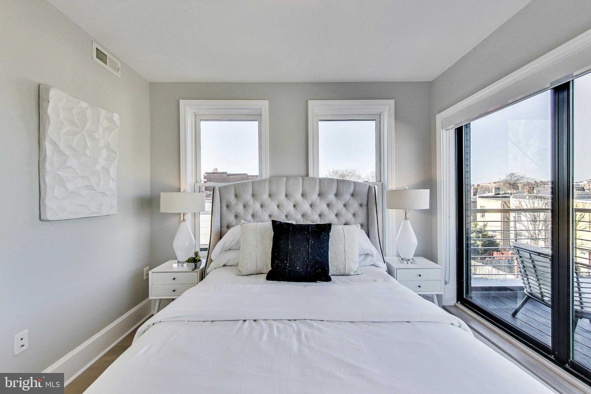 919 R Street Northwest, Unit 2 Washington, DC 20001 - Photo 25 of 44