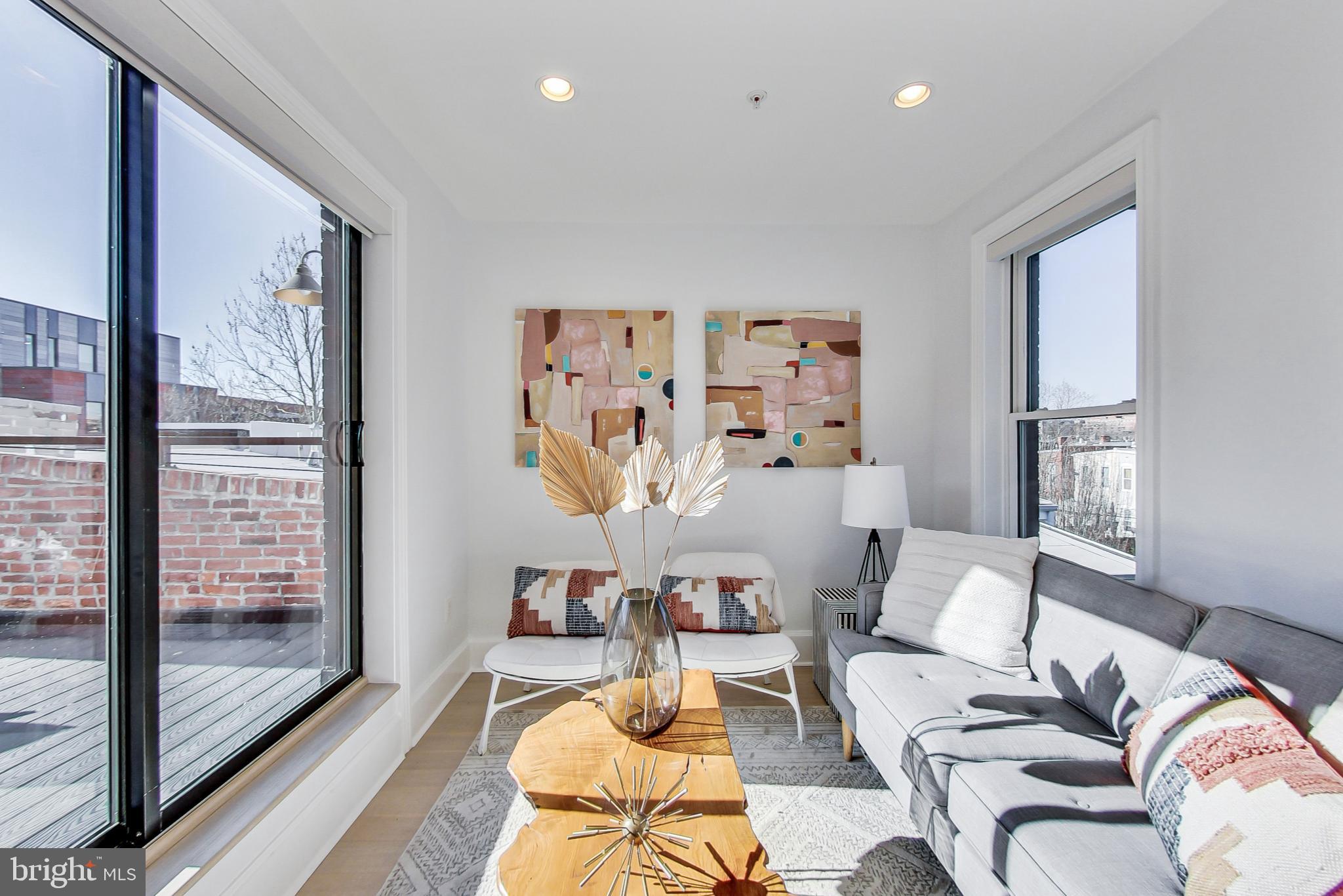 919 R Street Northwest, Unit 2 Washington, DC 20001 - Photo 34 of 44