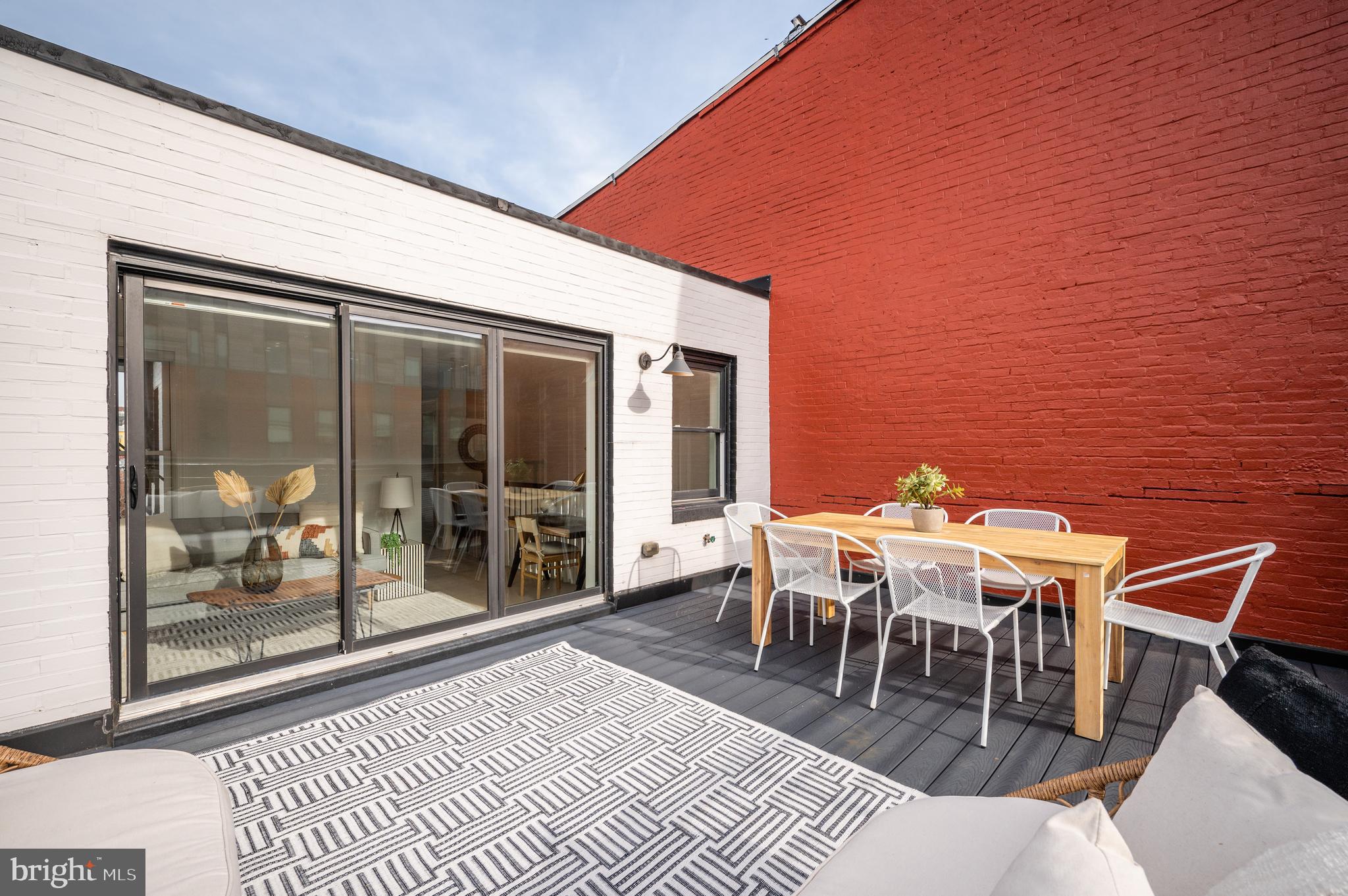 919 R Street Northwest, Unit 2 Washington, DC 20001 - Photo 36 of 44