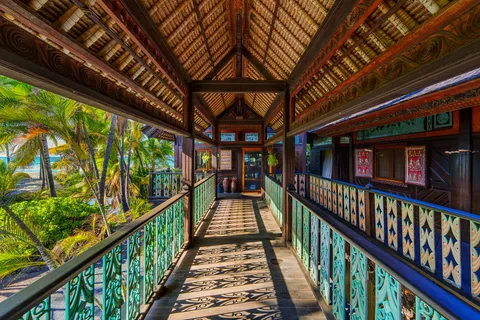 $32,500,000 | 71-1890 Queen Kaahumanu Highway, Kailua-Kona, HI 96740