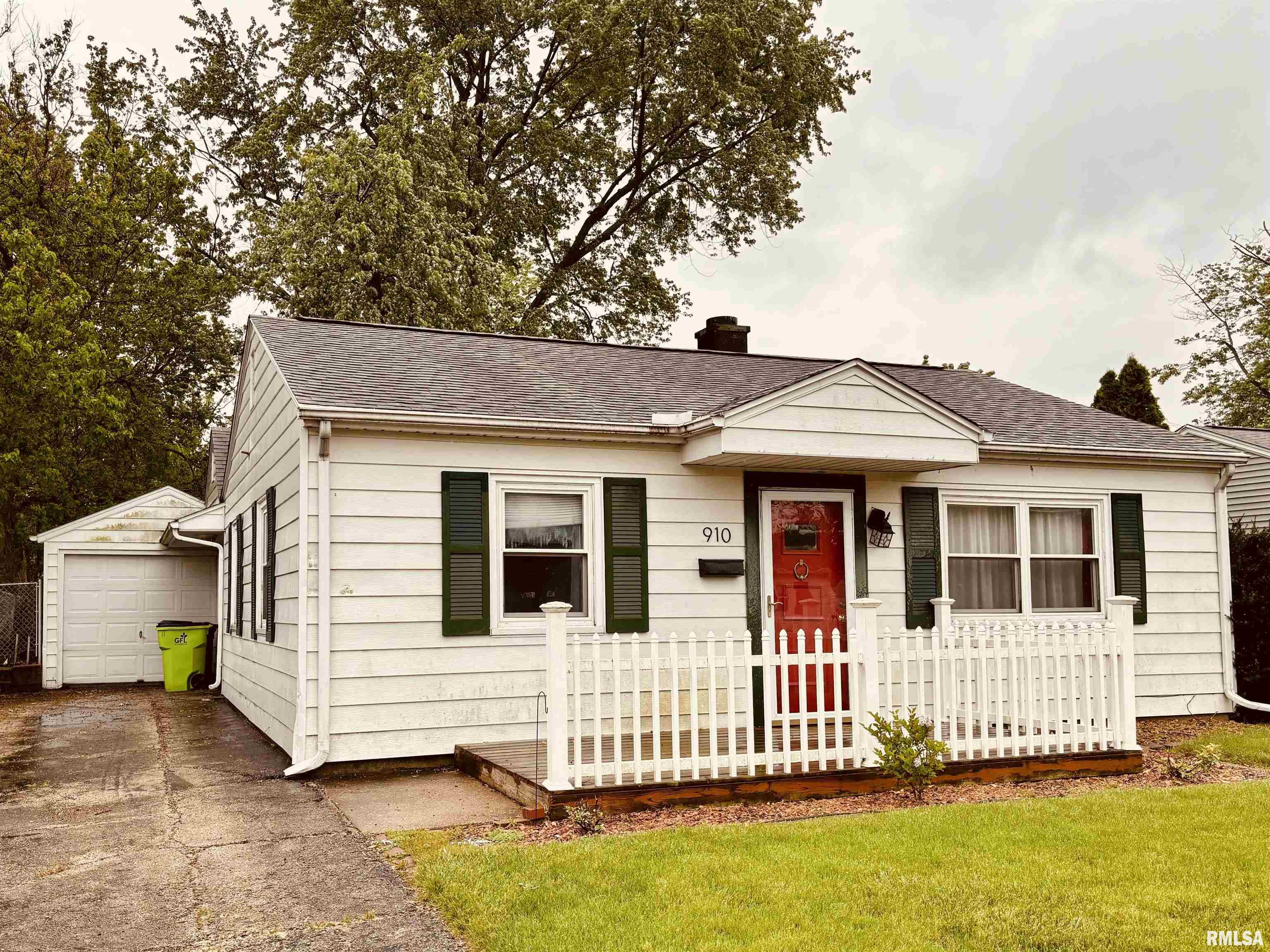910 West Ridgemont Road Peoria, IL 61614 - Photo 1 of 1 Gallery Image 1