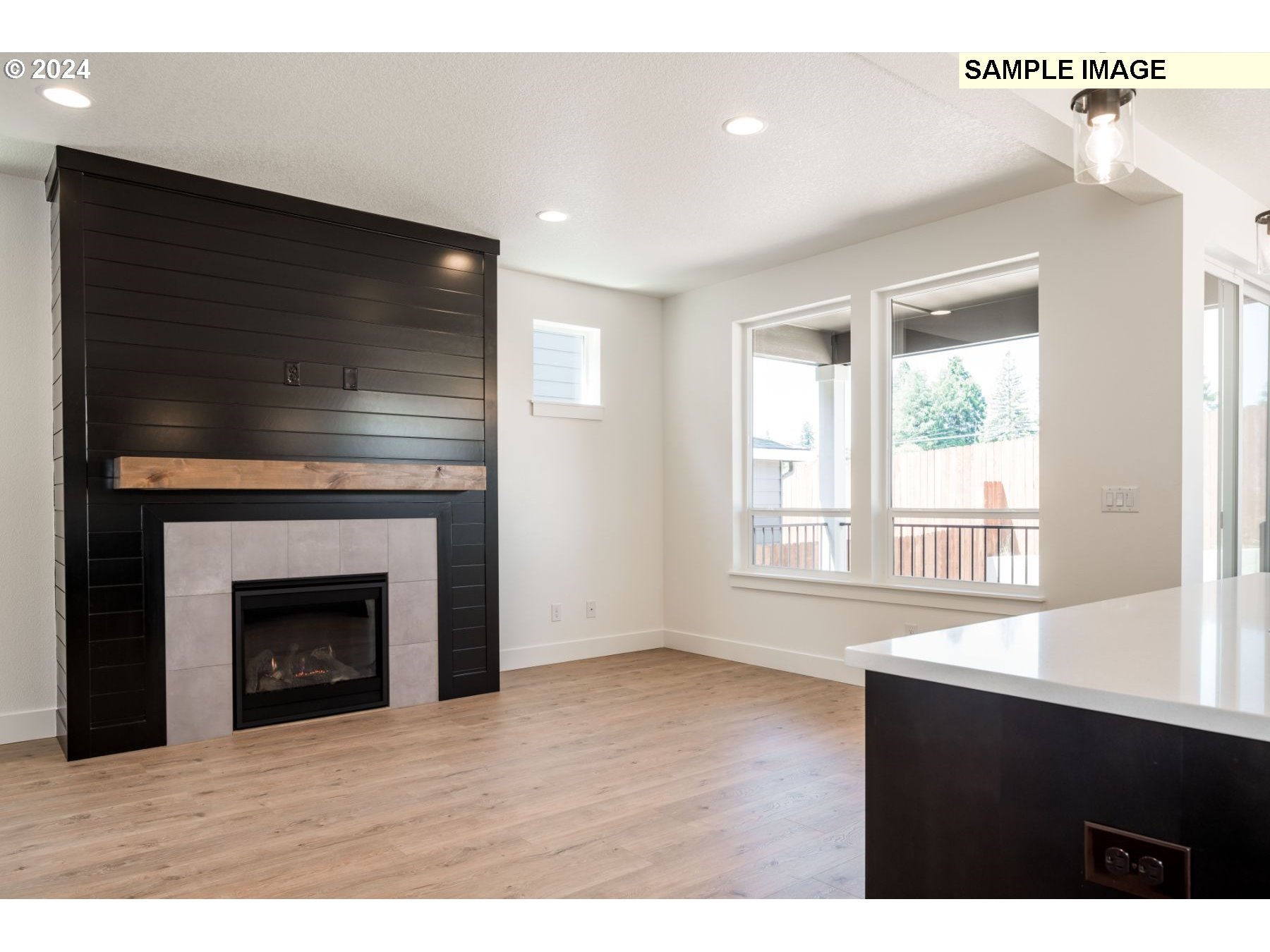 804 Northwest 175th Street Ridgefield, WA 98642 - Photo 4 of 12