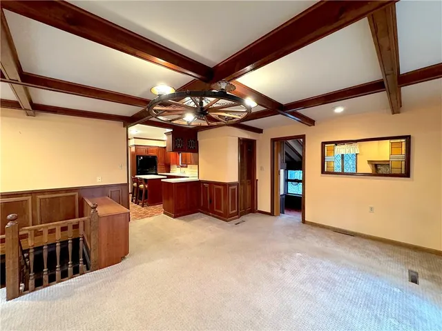 a view of a livingroom with furniture