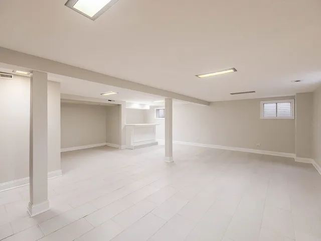 $459,900 | 454 East Park Avenue, Elmhurst, IL 60126