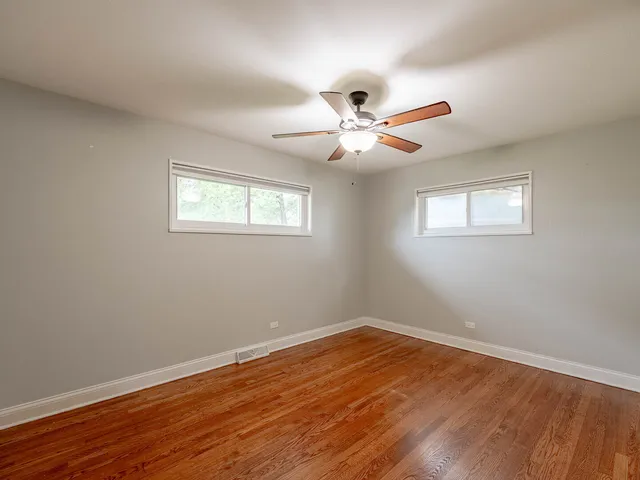 $459,900 | 454 East Park Avenue, Elmhurst, IL 60126