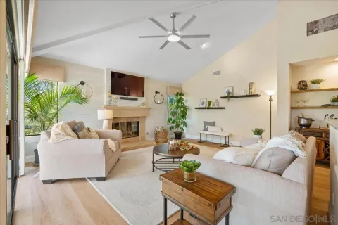 $1,495,000 | 328 Montecito Glen, Escondido, CA 92025
