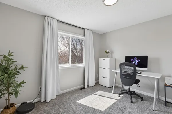 $425,000 | 10145 46th Street Northeast, St. Michael, MN 55376