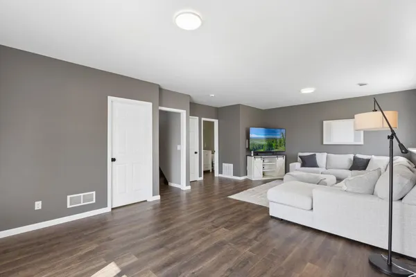 $425,000 | 10145 46th Street Northeast, St. Michael, MN 55376