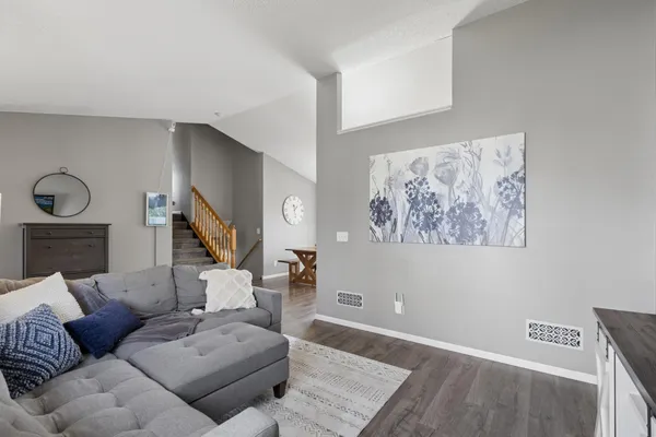 $425,000 | 10145 46th Street Northeast, St. Michael, MN 55376