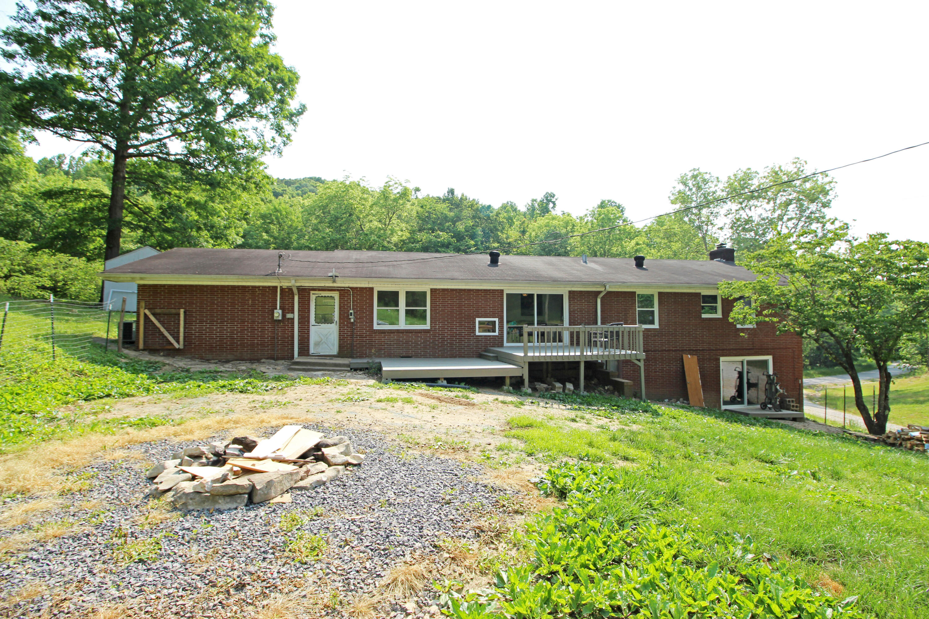 394 Stewart Road Somerset, KY 42501 - Photo 5 of 84 IMG_6589c