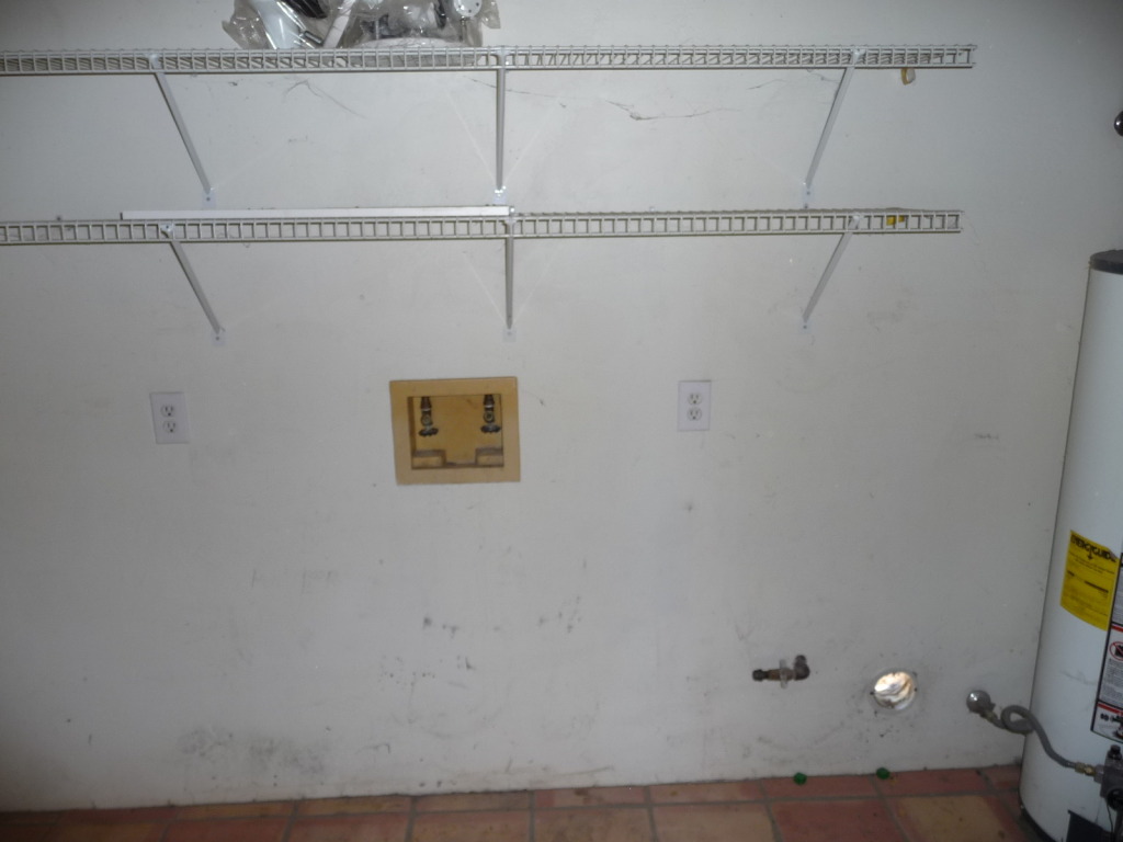 6741 North 11th Street Phoenix, AZ 85020 - Photo 10 of 16 STORAGE / LAUNDRY