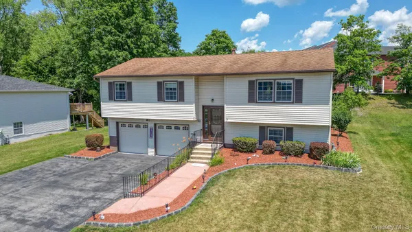 $449,900 | 28 Wilson Street, Middletown, NY 10940