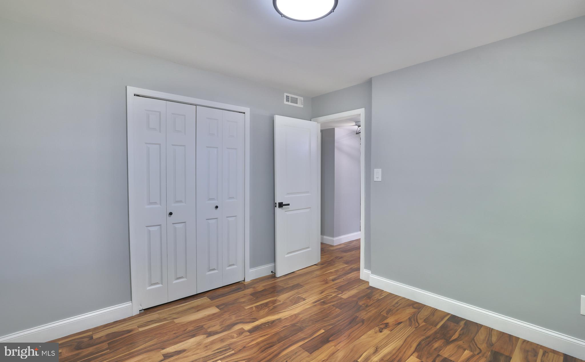 301 South Harrison Road Sterling, VA 20164 - Photo 21 of 42 Gallery Image 21