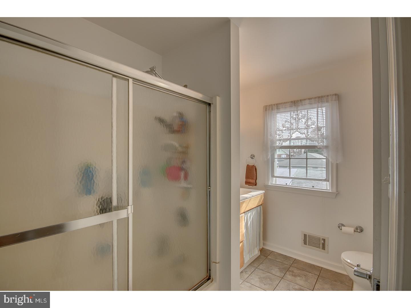 15 Beechwood Road Brookhaven, PA 19015 - Photo 20 of 25 Gallery Image 20