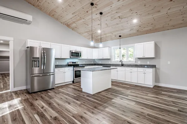 $564,500 | 23 Harvest Lane, Bridgton, ME 04009
