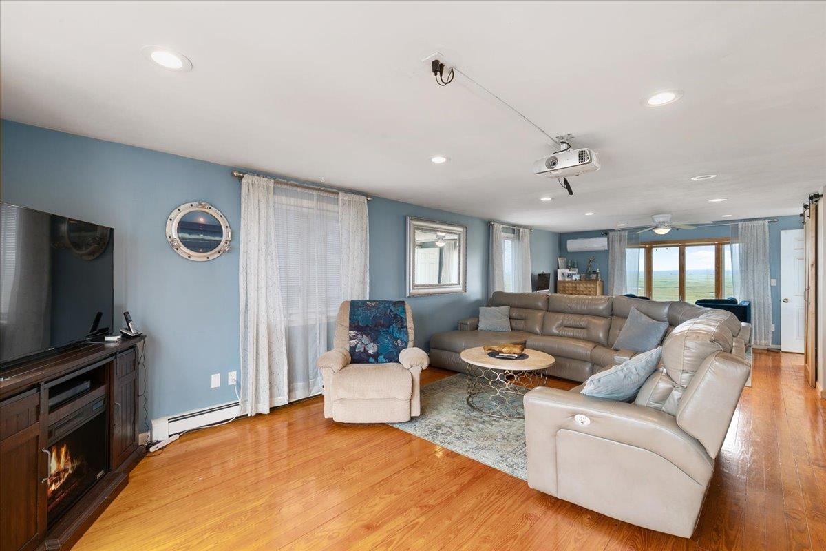 583 Ocean Boulevard Hampton, NH 03842 - Photo 17 of 40