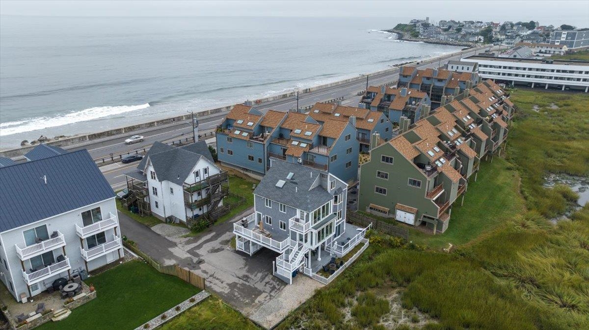 583 Ocean Boulevard Hampton, NH 03842 - Photo 2 of 40