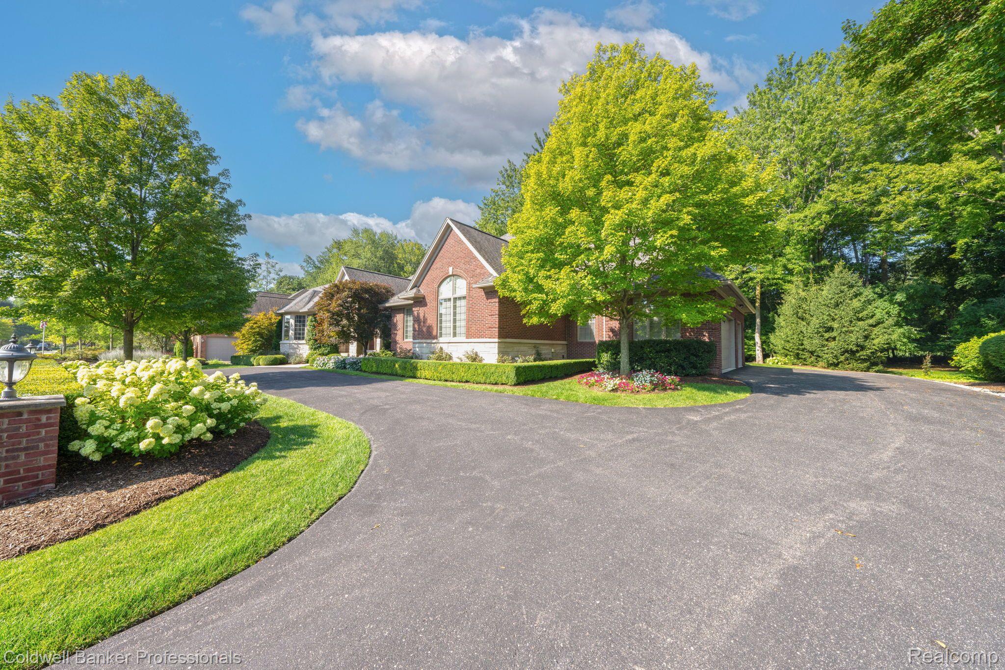 3608 Walnut Brook Drive Rochester, MI 48309 - Photo 7 of 48 Gallery Image 7
