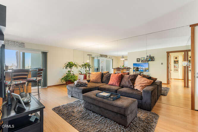 2901 Peninsula Road, Unit 245 Oxnard, CA 93035 - Photo 2 of 42 Living Room Bamboo floors