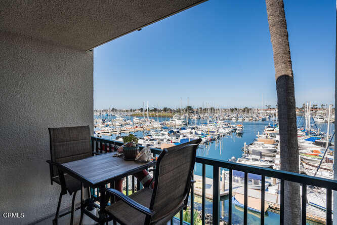 2901 Peninsula Road, Unit 245 Oxnard, CA 93035 - Photo 4 of 42 Coffee time