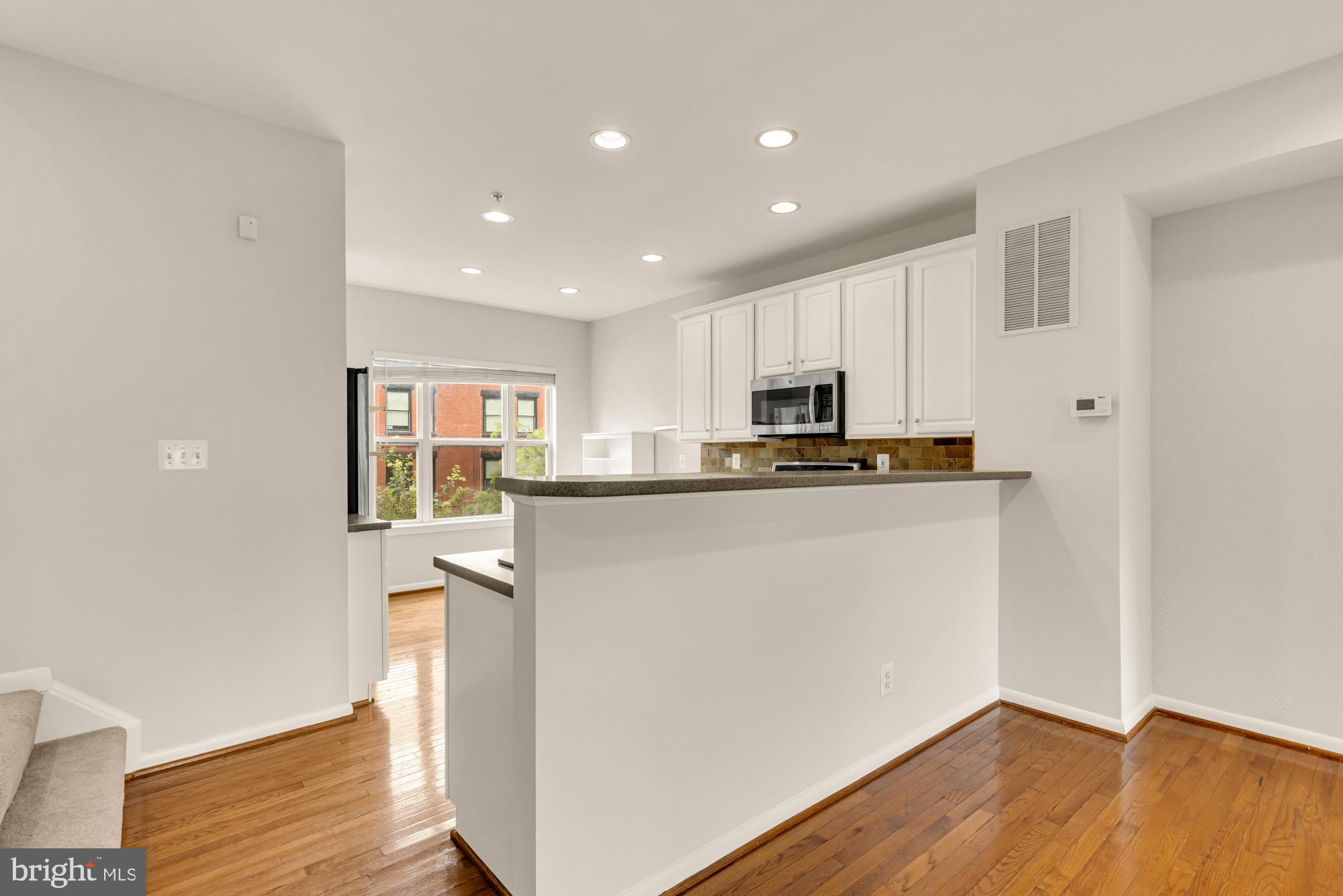 1227 V Street Northwest Washington, DC 20009 - Photo 16 of 38