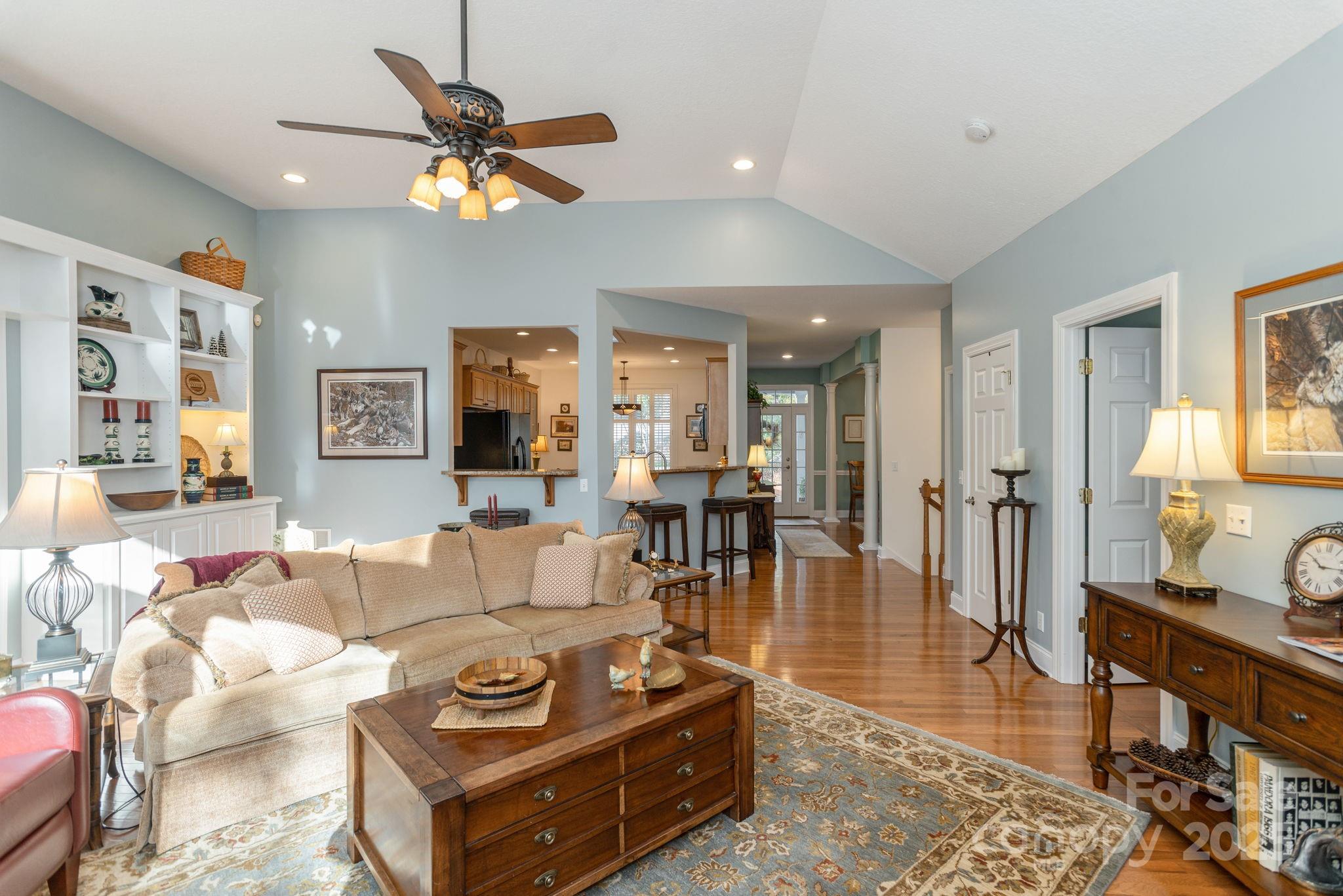 115 Chancery Court Flat Rock, NC 28731 - Photo 11 of 47 Gallery Image 11